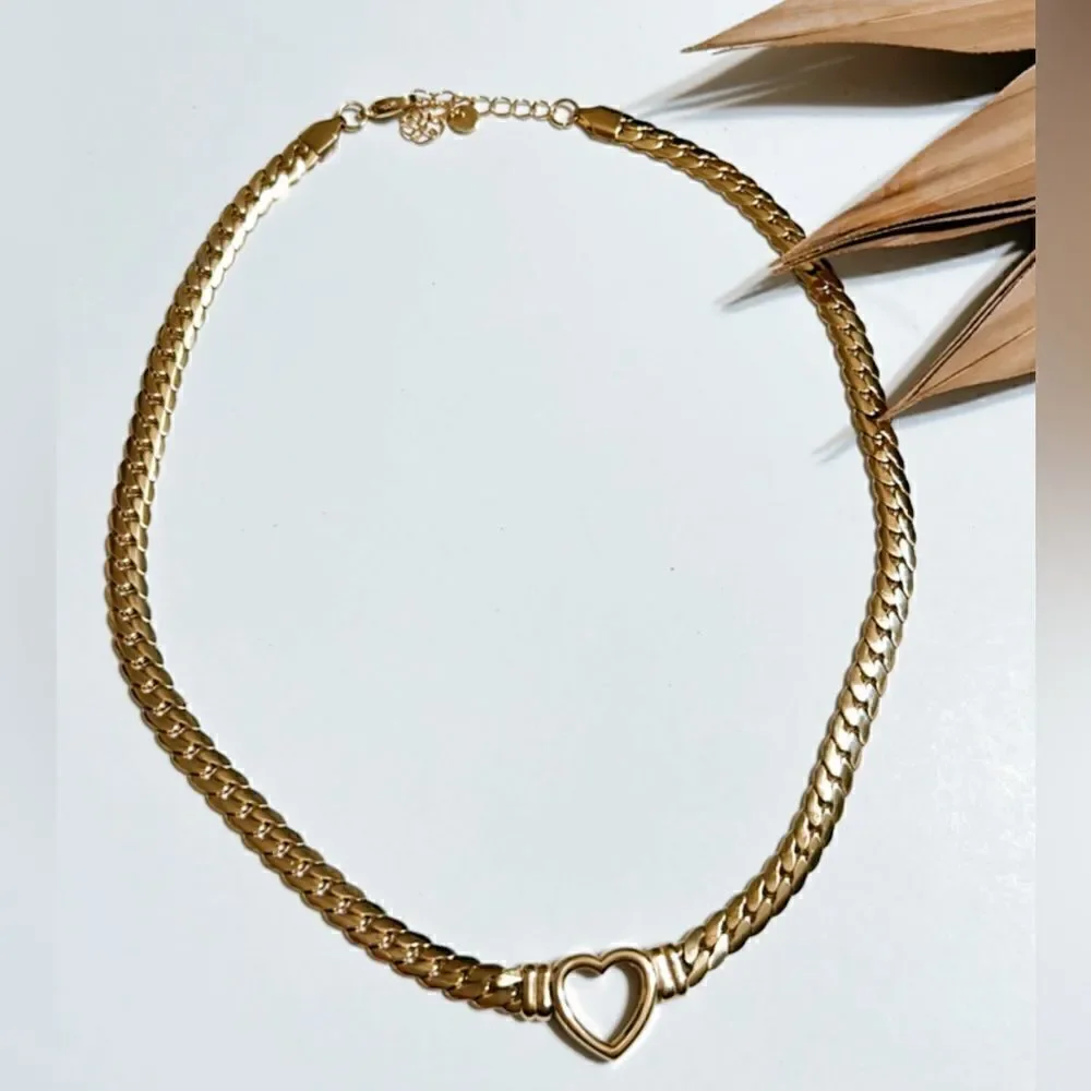 trendy necklace A243
